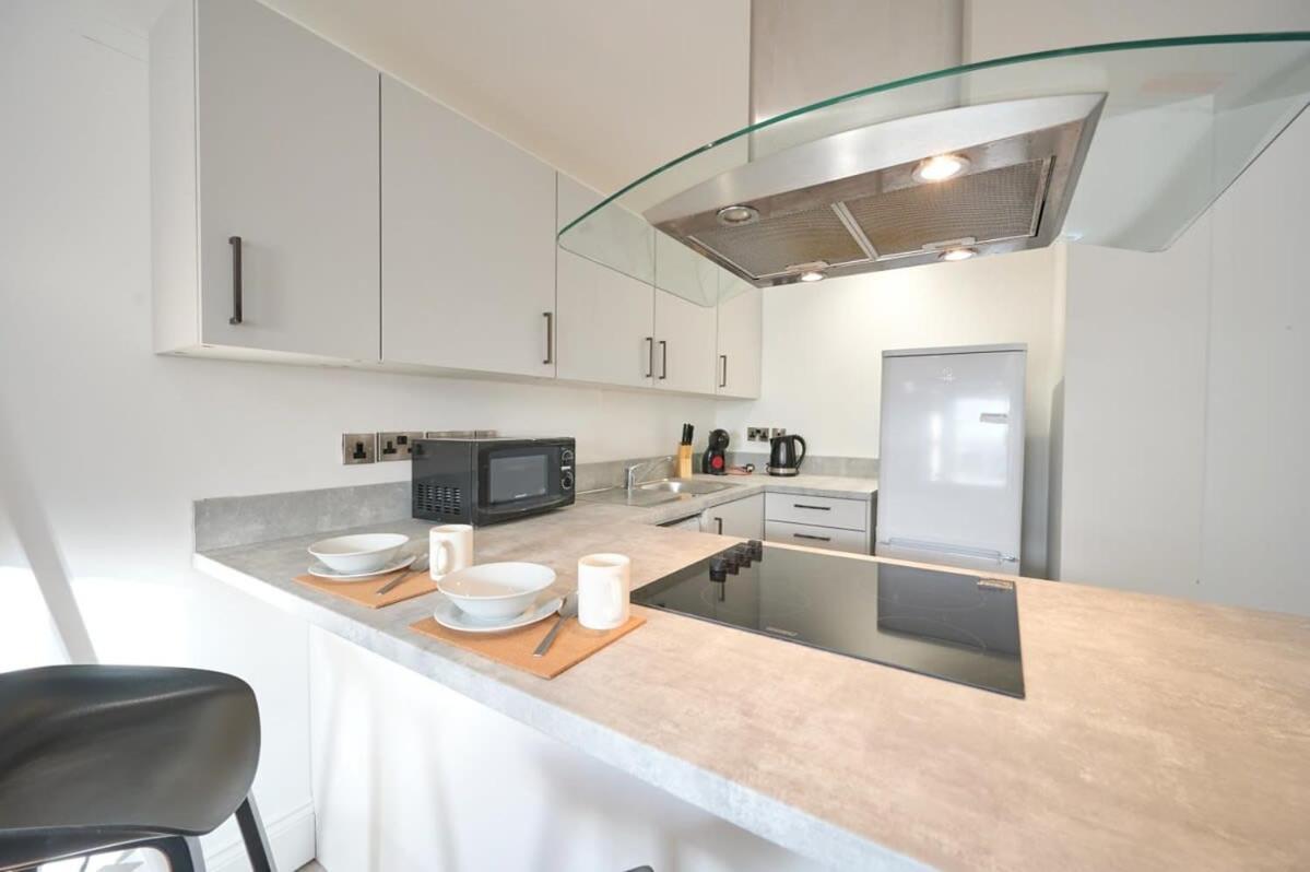 A Stylish Apartment With Parking In Preston Preston  Exterior foto